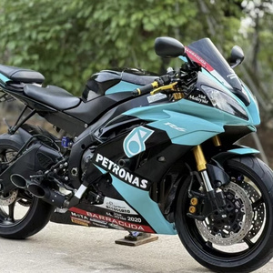 Yamaha R6