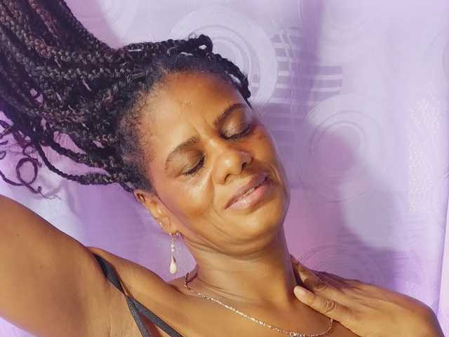 ebony-cougar