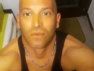 I Am A Brunette, I Come From Milano And My BongaCams Name Is Ilmisterone1