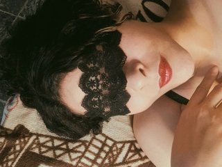 People Call Me Midnight1K1tty! I Am A Brunette, I'm 24 Years Of Age