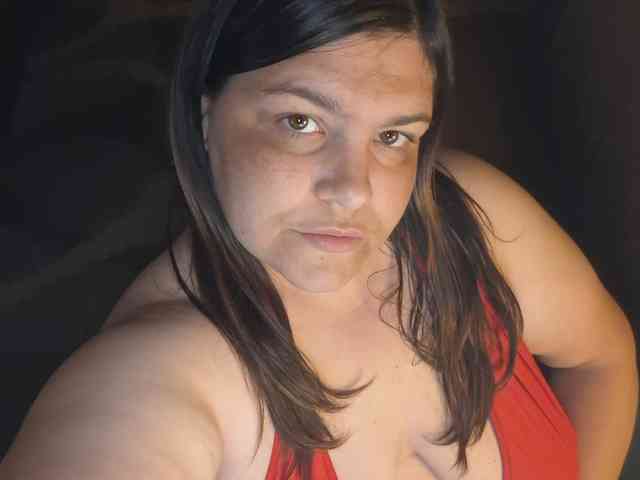 Ionysexylips69