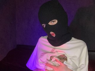 I Am A Blonde And At BongaCams People Call Me Ireeens