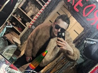 I'm 37! My Model Name Is Derek223, I Am A Blonde