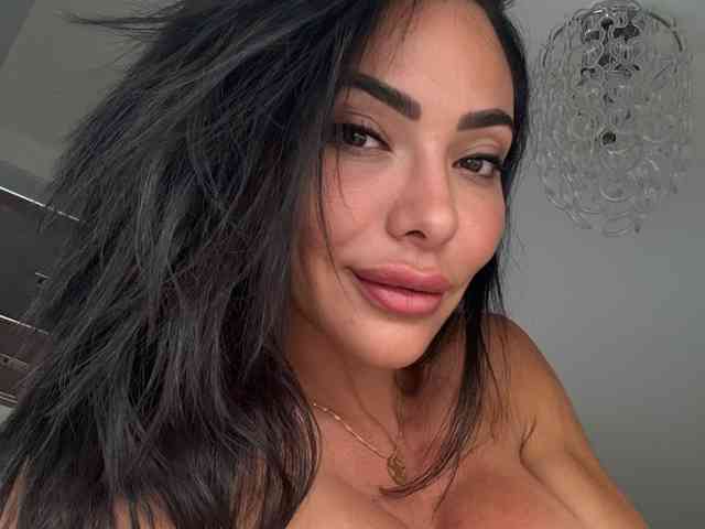 FlaviaOliver