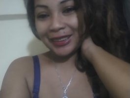 Pisouna live cam model at BongaCams