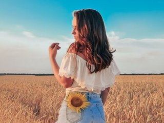 My BongaCams Model Name Is Rayna-Jo And I'm 22 Yrs Old And A Live Chat Cute Girl Is What I Am