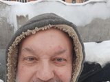 Romadramzes (60, White Cam Boy) performing fisting.