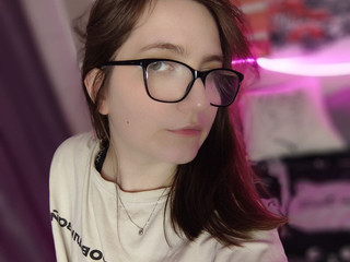 ◑﹏◐