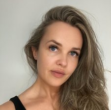 Sonyaxbelle