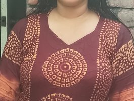 Tisha-Rose live cam model at BongaCams