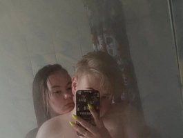Tanya-and-Sara