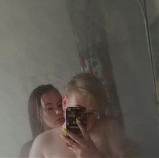 Tanya-and-Sara