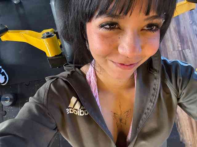 ShopiaFoxx