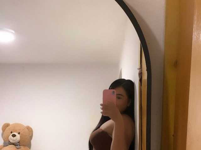 Curvy-Cutie