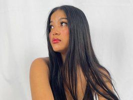 andrea-hot live cam model at BongaCams
