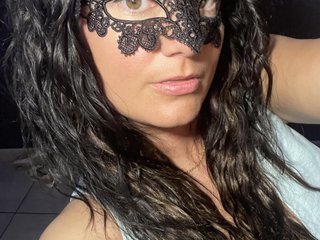 My Age Is 27 Years Old, A Live Chat Good-looking Gal Is What I Am, I Come From Paris