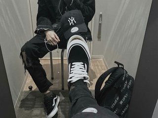 Lowkeyfamousa