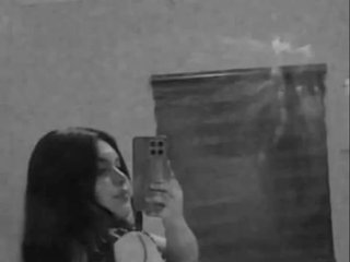 I'm A Live Webcam Desirable Woman! I'm 24