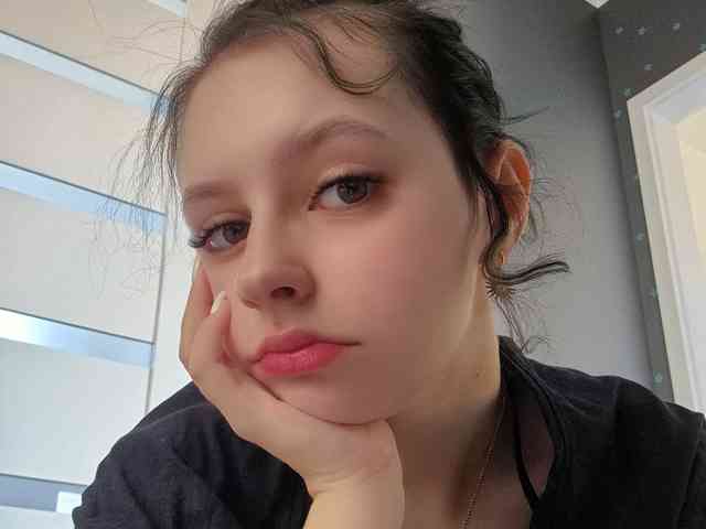 ElianaFlirt