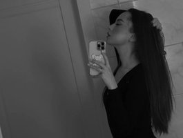 LiaDarkLive Webcam