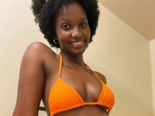 Luvlyshee