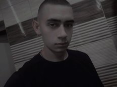 Leha23200223的头像