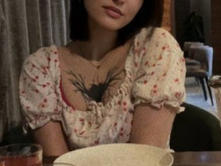 VikkiHamilton