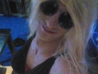 Blond35cam