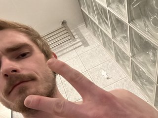 SkinnyD42