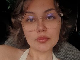 evelyne-fox live cam model at BongaCams