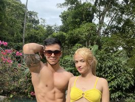 ---rrmodelsstars--- live cam model at BongaCams