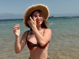 YoursGirlAliceLive Webcam