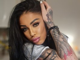 AnyssyaHot Pertunjukan Kamera Seks Langsung