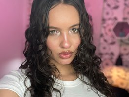 candybood live cam model at BongaCams