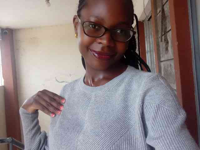 petitehotgirl