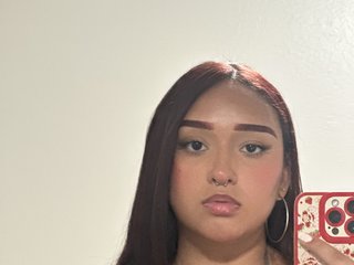 Nikkigg003