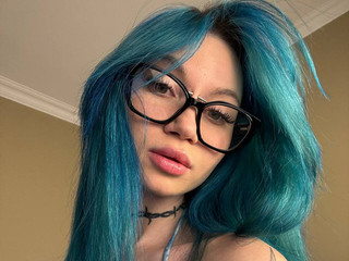 blue hair