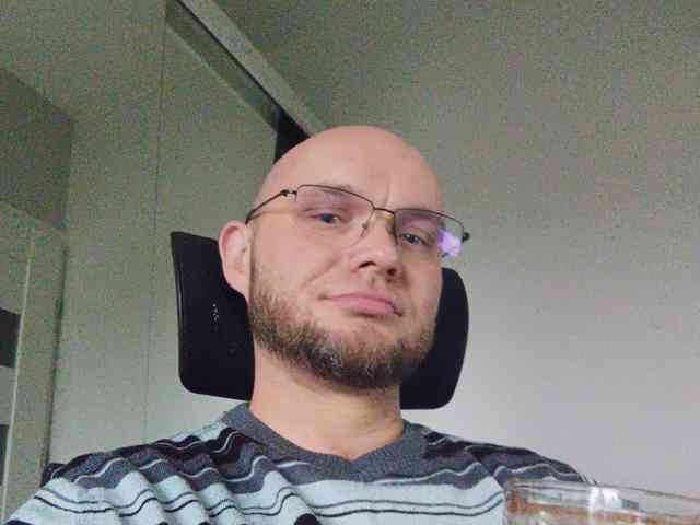 Adrian061