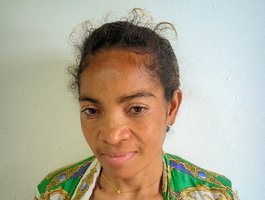 Zarah1 live cam model at BongaCams
