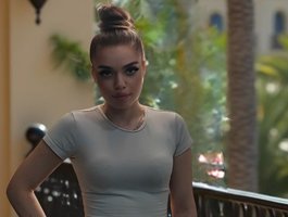 Camgirl is actually offline
