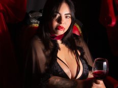 الصورة الرمزية لـLuciana-