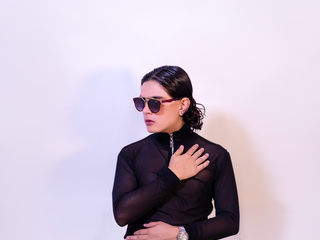 😈 Let me dominate your fantasies.