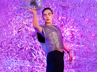 😌 Sweet lips, wild energy.