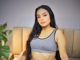NickyAlisson1 live cam model at BongaCams