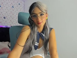 MiaWithe webcam