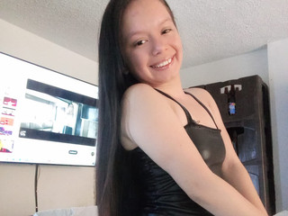 Naughty but pretty 😽✨