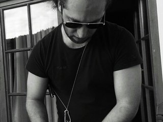 Sideshowcan