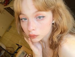 Watch HeyAlexa live on cam on BongaCams