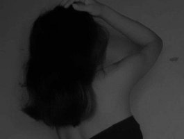 alisonriot live cam model at BongaCams