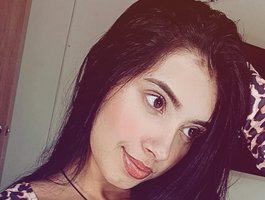 Watch KarinaDoll live on cam on BongaCams